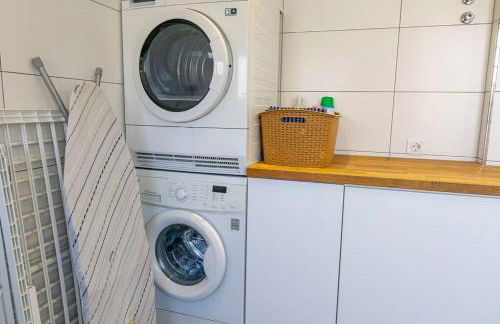 Casa Lilly-Rose, a beautiful 3 bedroom detached villa a short walk to the Villamartin Plaza & Golf course - Foto 46