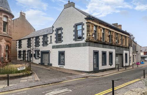 The Embassy - Foto 1