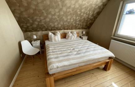 Ferienhaus Platzhirsch in Bad Hersfeld mit Garten, 2 Bäder, 3 Schlafzimmer & Küche - gratis Parkplätze - Photo 10