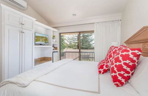 Signature Collection at The Napa Residences, Steps to Wineries, Limited Time Offer - Foto 2