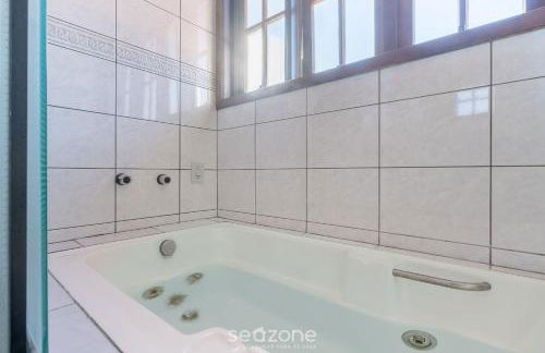 Duplex c/ piscina 800m da praia em Jurerê DME025 - Foto 18