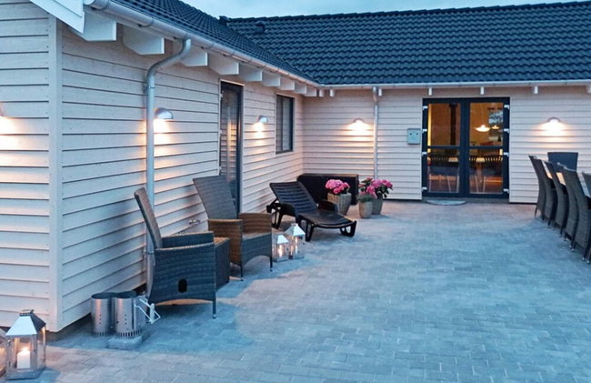 Pet Friendly Holiday Home in Bogense with Hot Tub - Foto 12