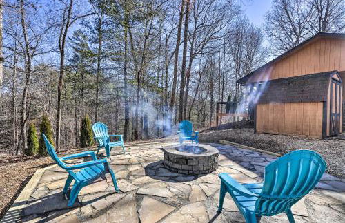 Unwind Fireside Serene Murphy Escape with Hot Tub! - Photo 4
