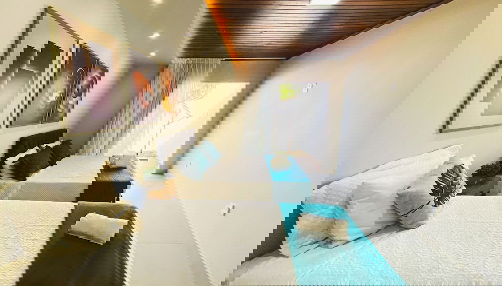 Casa com piscina 5 suites 1 quarto e AC - Photo 1, Room