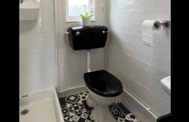 2 Bed Chalet Sleeps 4- Parking, Garden, Near Beach - Foto 5