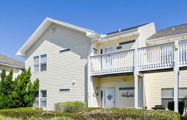 SPC 9232 is a Beautiful recently upgraded 2 BR with Free Beach Service by RedAwning - Foto 67