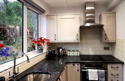 Luxurious Riverside Cottage in Snowdonia National Park - Foto 16