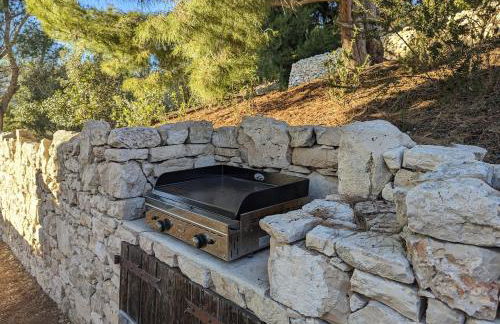 Beautiful villa and pool with sea view - Foto 40