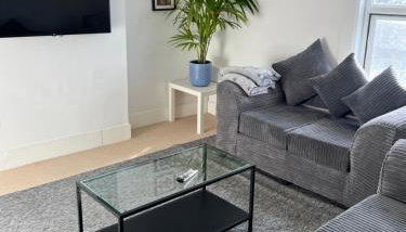 Large central 3 bedroom apartment superking 5 guests - free parking - Foto 5