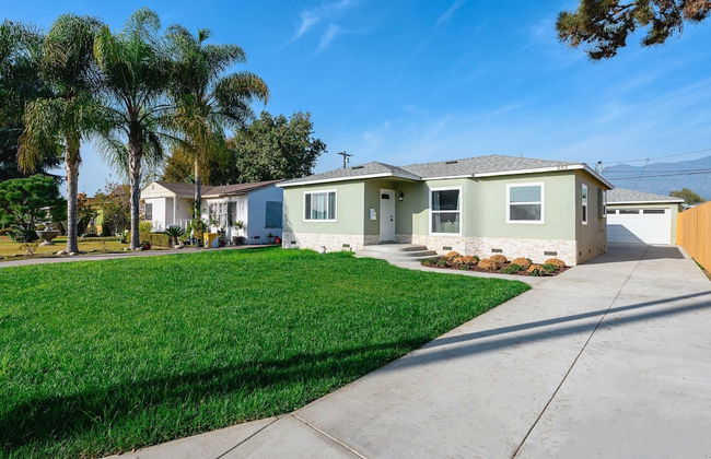 Luxury Modern Retreat w Spacious Yard Premium Comfort - Foto 1