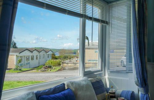 South Devon - River Dart Views - Free Parking - Pet Friendly - Photo 6