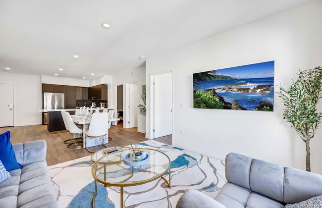 Luxury 3BR Hollywood Sign View by Oneluxstay - Photo 4