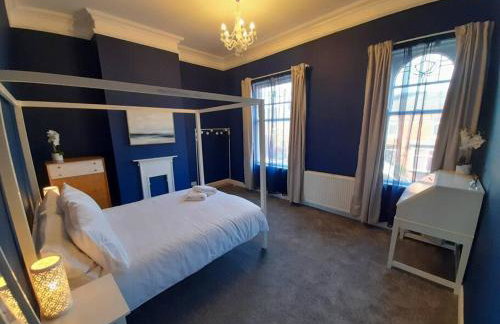 Chic 5 double bedroom house - 15 min to Manchester - Foto 9