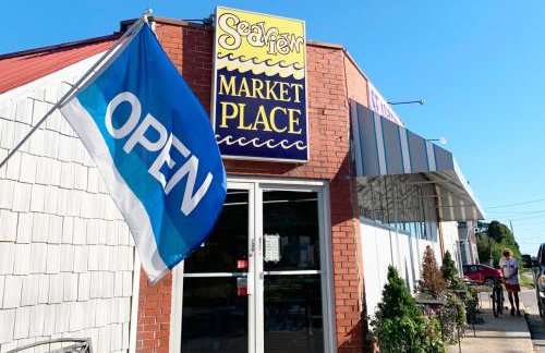 Waterfront Salt Pond House, water view and dock - Foto 33