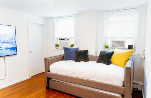 Fast transit to Manhattan with Parking on premises - Foto 20