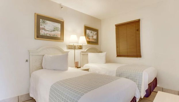 Atlantica Oceanfront Condos - Foto 2, Habitación