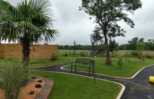 Belle Quercynoise piscine jacuzzi partagés - Foto 29