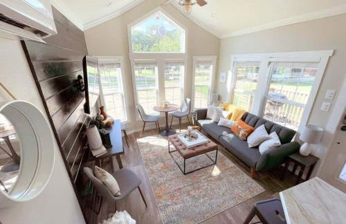 Pet friendly Tiny House Rental with new Access to Guadalupe River NBTX - Photo 6