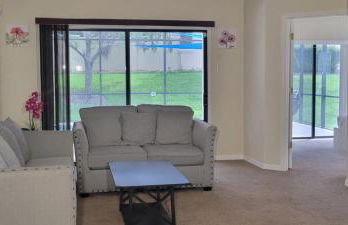 Cheerful 4bed 3bath with pool home near Disney - Foto 26