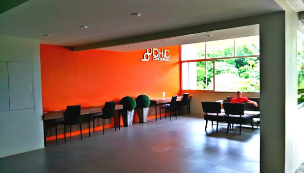 Coin salon dans le hall