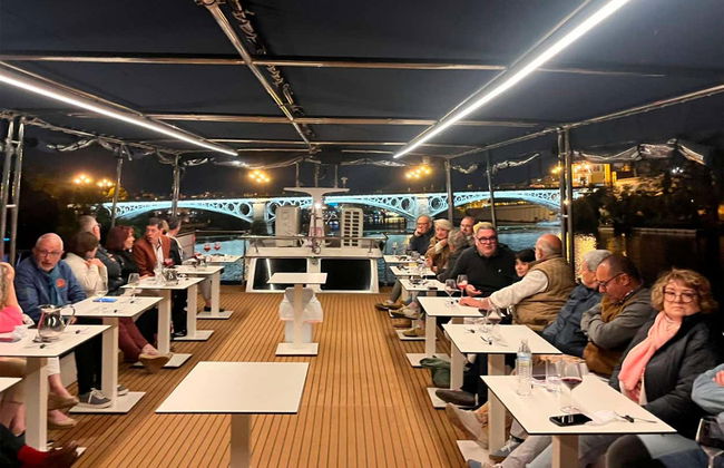 Paseo en barco por Sevilla con comida - Foto 15