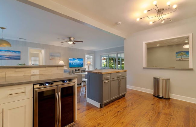 Northwood Harbor Home 3 Bed/ 3 Baths, Beach, Shops & Restaurants - Foto 4