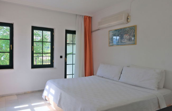 Club Mel Holiday Resort - Photo 4