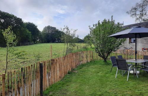 Petite maison bois 2 chambres proche mer et ville à la campagne - Photo 7