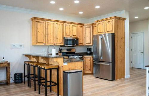 Snowbasin Lakehouse LS27 Ski Getaway Hot Tub - Foto 36