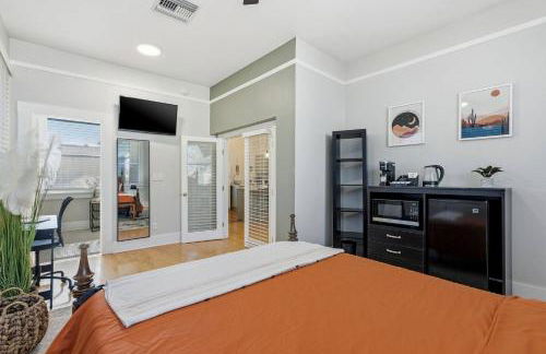 Historic W University | Walk to 4th Ave + Trolley - Foto 31