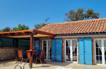 Vila s bazenom Mavrinac - Foto 1
