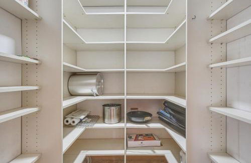 Pool and Hot Tub Spacious Villa in Coral Springs! - Foto 10