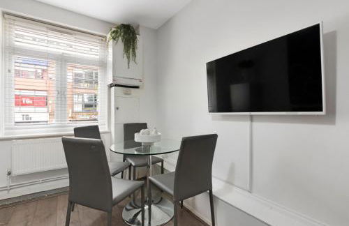 1 Bed Apartment- Finsbury Park Station A - Foto 12