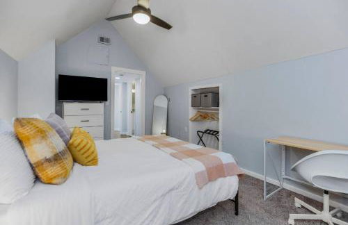 3BR 3BA Fairway Home • Dog-Friendly • Fenced Yard - Photo 51