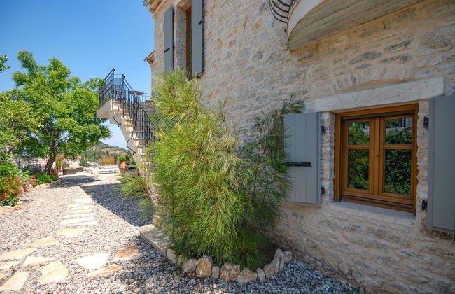 Bee Tree Villa in Corfu - Photo 45