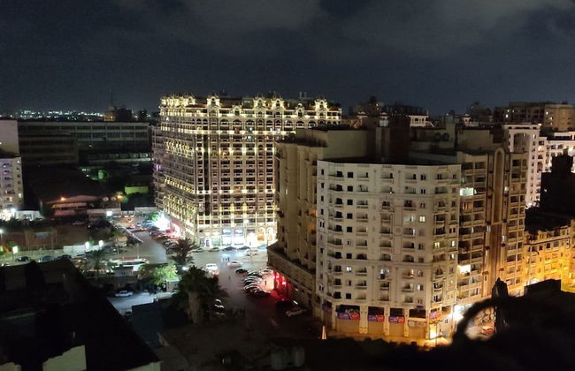 Females Only Host Is Woman Citycenter Near All - Foto 29