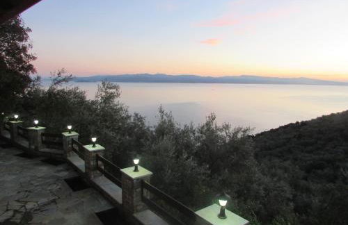 Το Σπιτι με την Σπηλιά - Foto 29