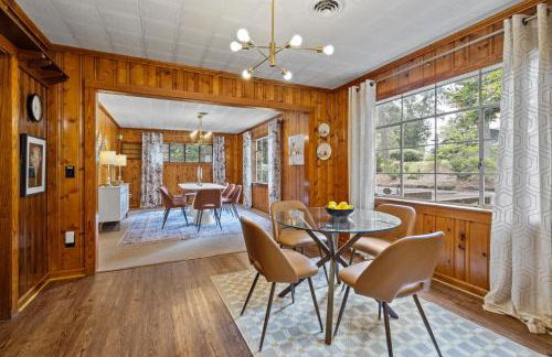 Spacious Family Home - 10 Mins to Cartersville - Photo 12