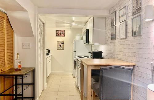 Cozy 1BR in DC 95WalkScore Steps to Cafes Dining Nightlife Grocery Metro - Close to Downtown - Foto 54