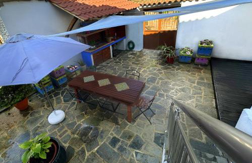 Renovated Old Manor House With Yard - Photo 8