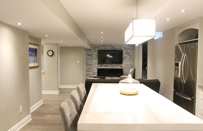 Fully Furnished Private Guest Suite - Foto 15