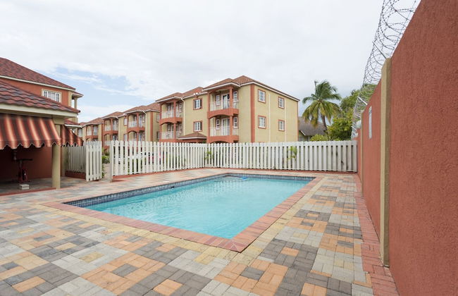 New Kingston Guest Apt at Fairway - Foto 19