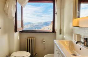 Romantico Appartamento con Vista Mozzafiato Perfetto per 2 Persone - Foto 6