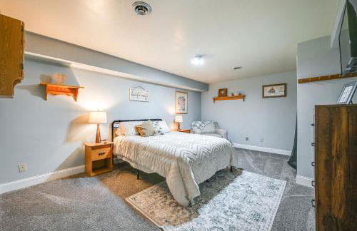 Large Family Home 5 Mi to Dtwn Hagerstown! - Photo 24