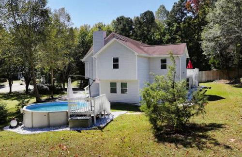 Spacious 5BR Family Retreat Near Mall of GA Sleeps 13 - Foto 9