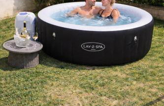 Oasi Relax con Jacuzzi e Giardino Privato - Photo 1