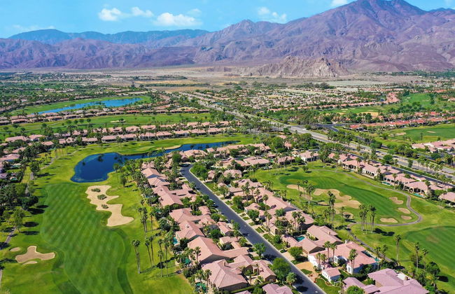 Monroe by Avantstay Beautiful Home w/ Pool & Spa PGA West Sleeps 12 - Foto 34