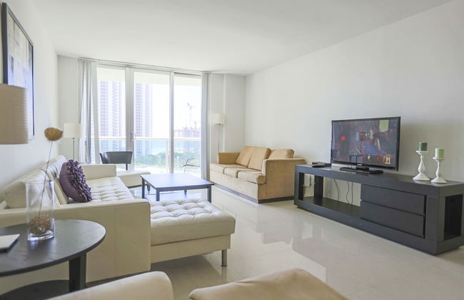 Ocean Reserve Luxury Condos Across from Sunny Isles Beach - Foto 80