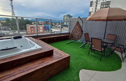 Apartamento Sofisticado Ed Del Paine terraço com hidro - Foto 2