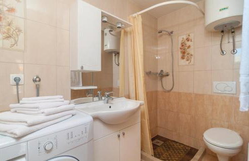 Acogedora Casa De 5 Habitaciones En Stomorska - Foto 34